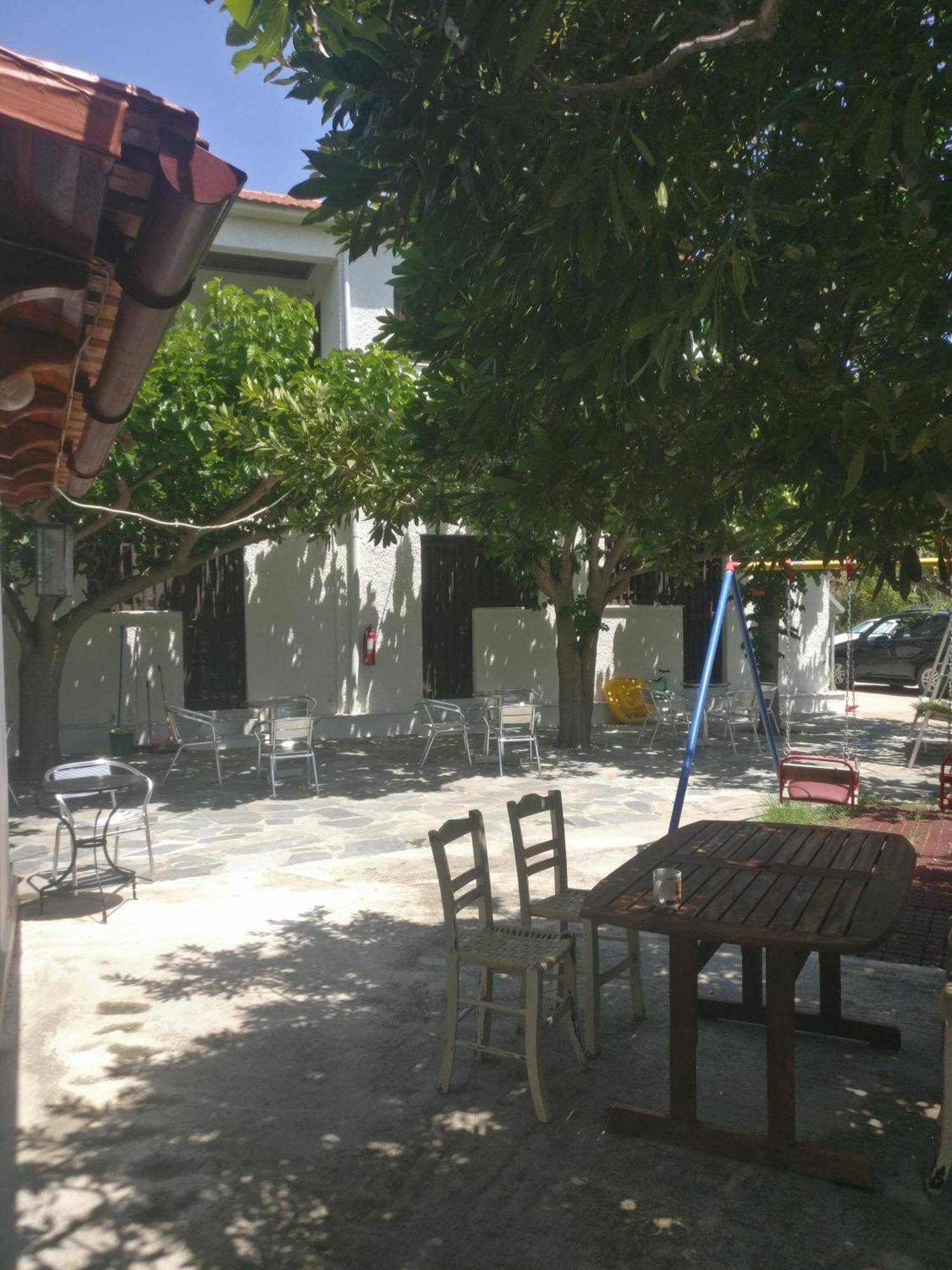 Yfantis Sakis Apartment'S Eratini Zewnętrze zdjęcie