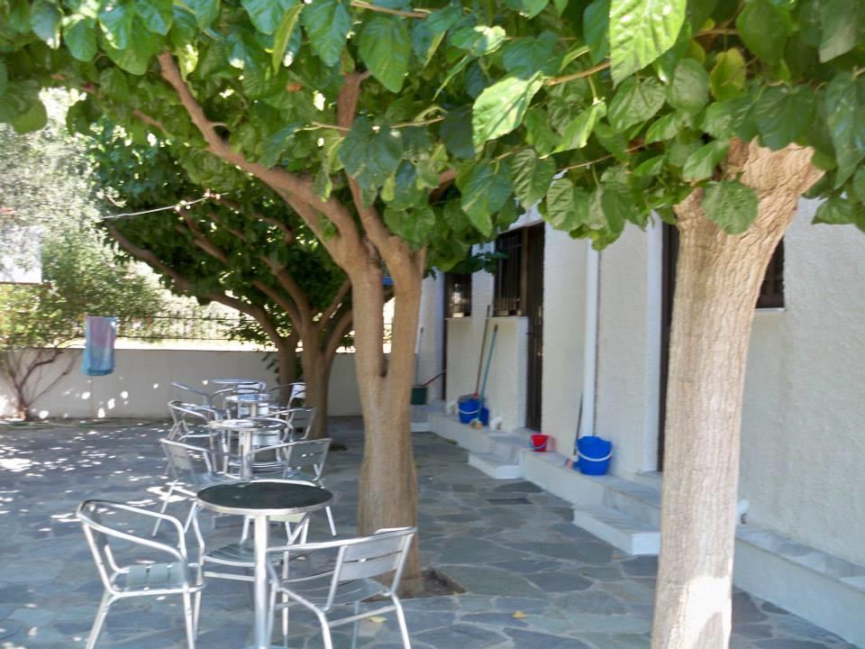 Yfantis Sakis Apartment'S Eratini Zewnętrze zdjęcie